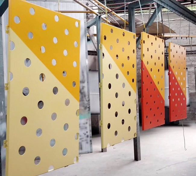 雙色沖孔鋁單板